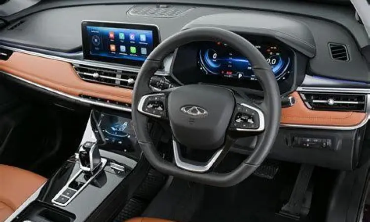 Interior mewah Chery Tiggo 8 Pro dengan material soft touch