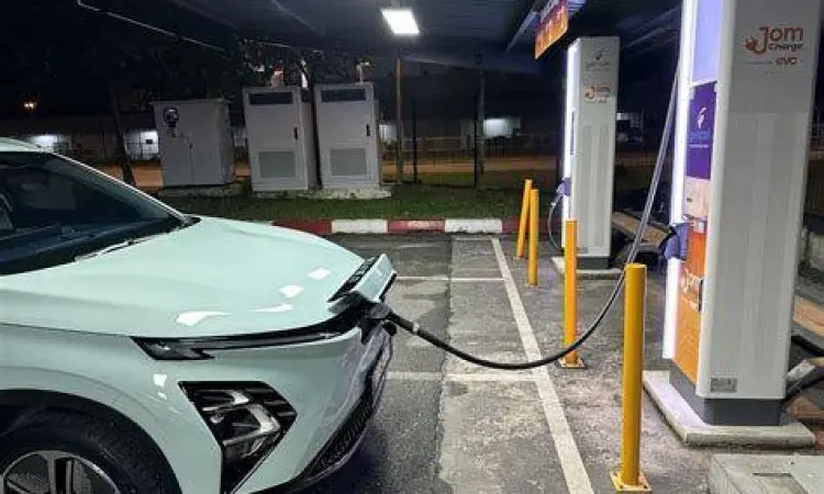 Proses pengisian daya Chery Omoda E5