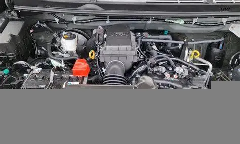 Mesin Toyota Rush Kompartemen mesin Toyota Rush 2NR-VE