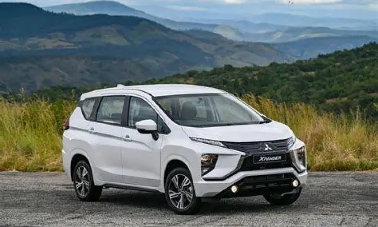 Mitsubishi Xpander 2021 Ultimate Eksterior Mitsubishi Xpander 2021 varian Ultimate