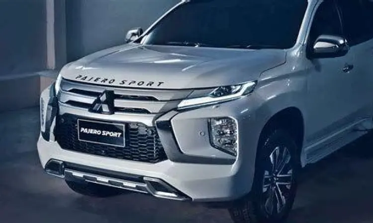 Eksterior depan Mitsubishi Pajero Sport 2021 facelift