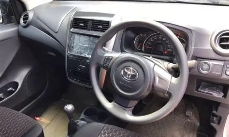 Interior Toyota Agya bekas yang terawat dan bersih