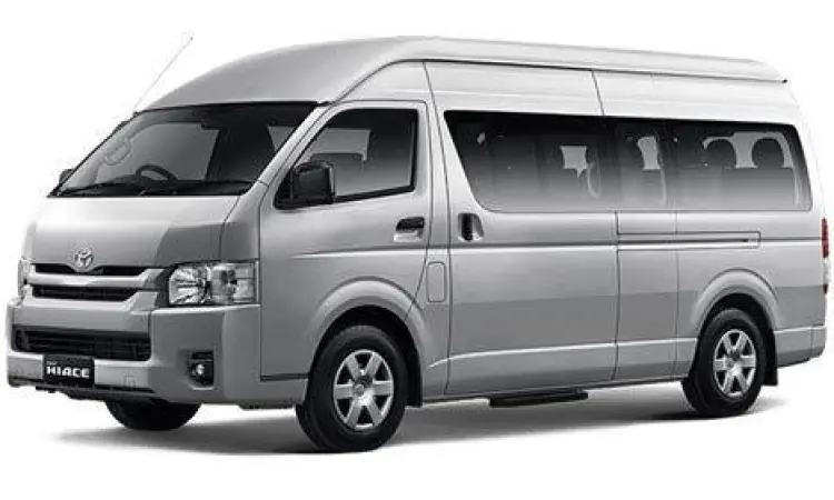 Eksterior Hiace Commuter Tampilan luar Toyota Hiace Commuter warna perak