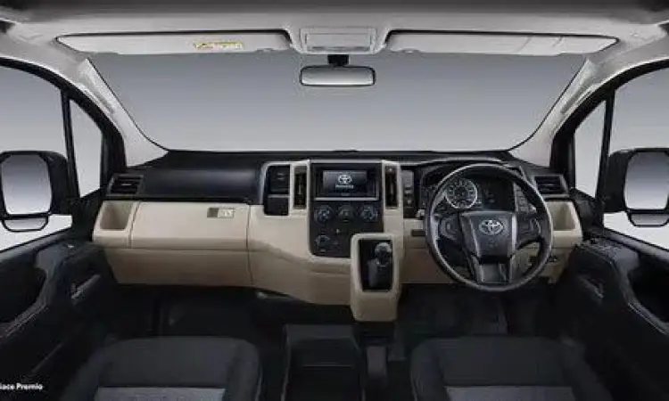 Dashboard modern Toyota Hiace Premio dengan fitur kontrol canggih