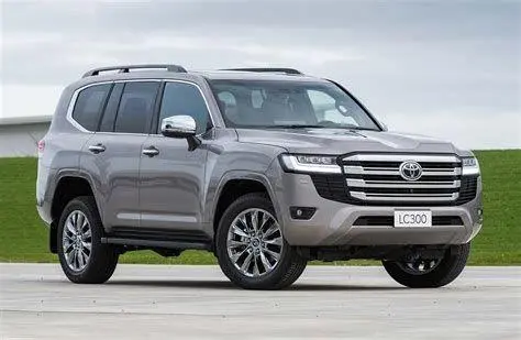 Toyota Land Cruiser 300 Exterior Eksterior depan Toyota Land Cruiser 300 VX-R