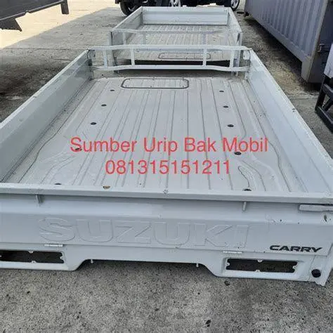 Kondisi Bak Pick Up Bak belakang mobil pick up yang masih lurus dan tidak keropos
