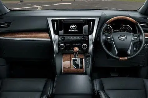 Interior Mewah Toyota Alphard 2022 Interior kabin Toyota Alphard 2022 yang mewah dengan captain seat