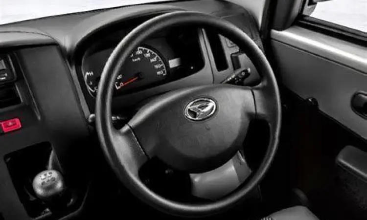 Interior dashboard Daihatsu Gran Max Pick Up