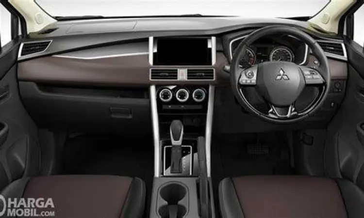 Interior mewah Mitsubishi Xpander Cross Premium Package
