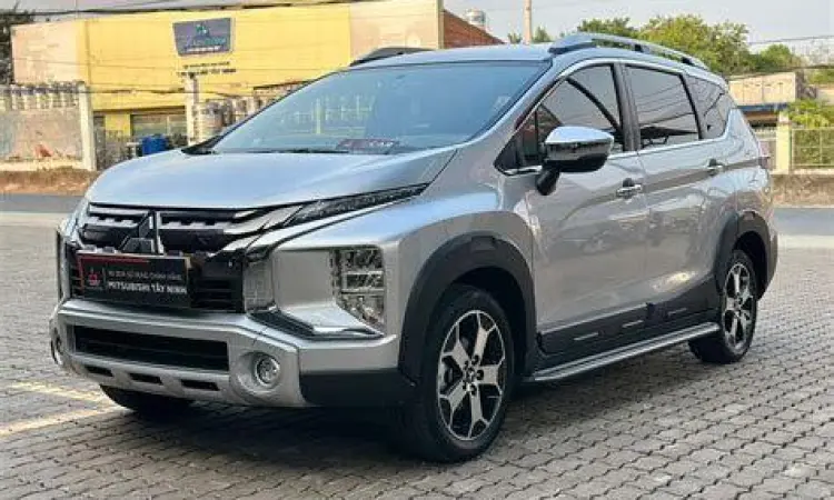 Xpander Cross 2021 Mitsubishi Xpander Cross varian terbaru 2021