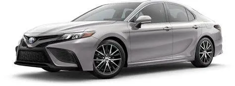Eksterior Toyota Camry 2024 Eksterior Toyota Camry berwarna silver yang mewah