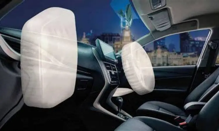 Fitur keselamatan 7 airbags pada Toyota Yaris