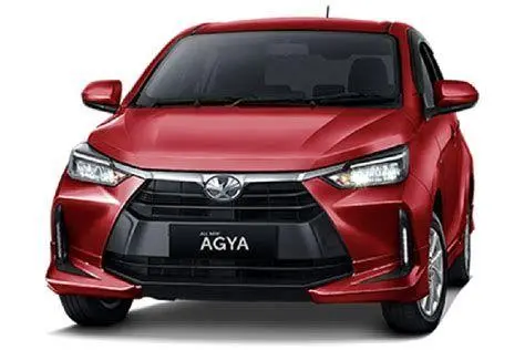 Eksterior Toyota Agya Matic Tampilan depan Toyota Agya Matic warna merah