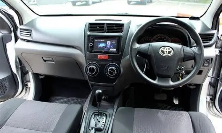 Interior Avanza Bekas Interior Toyota Avanza generasi kedua