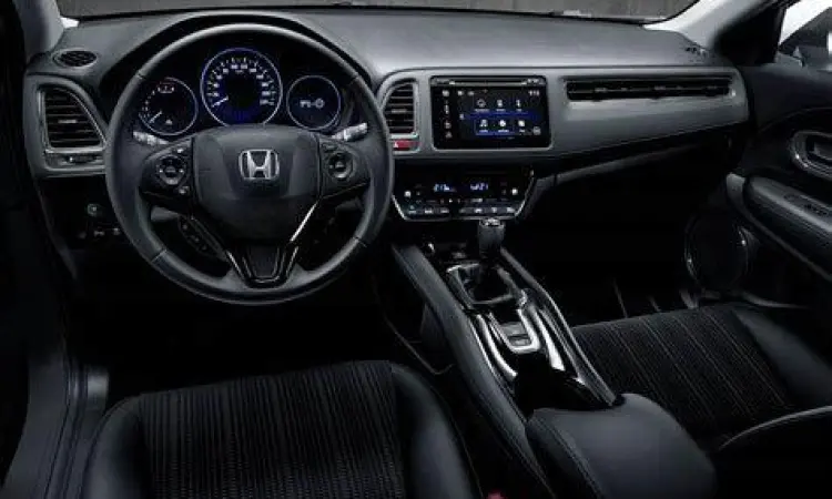 Interior mewah Honda HR-V 2021 dengan panoramic roof