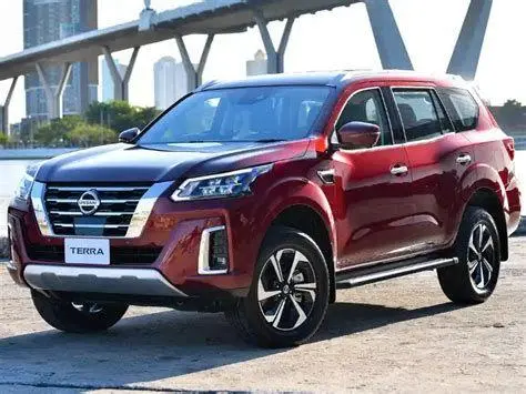 Nissan Terra SUV Nissan Terra 4x4 tangguh di medan offroad