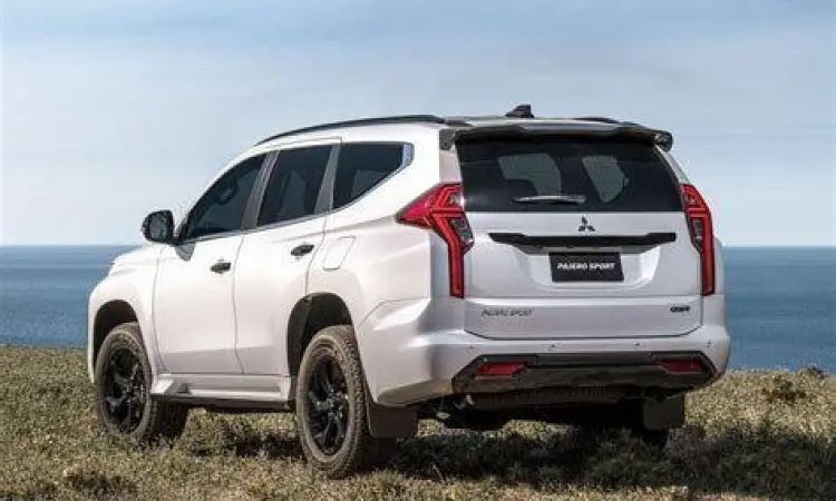 Eksterior Mitsubishi Pajero Sport 2024 varian Dakar