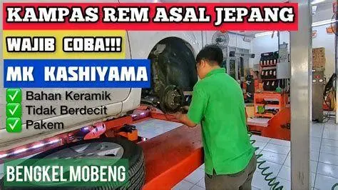 Servis Sistem Rem Proses kuras minyak rem mobil profesional