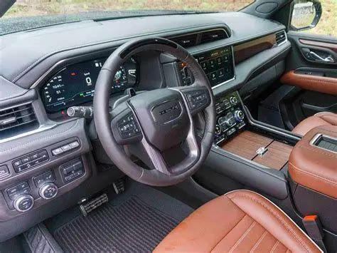 Interior GMC Yukon Interior mewah GMC Yukon Denali