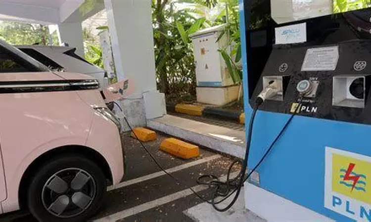 Infrastruktur pengisian daya mobil listrik di Indonesia