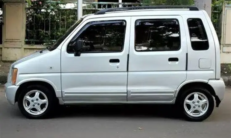 Suzuki Karimun Kotak sebagai pilihan mobil mini harga 20 jutaan