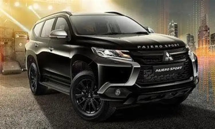 Mitsubishi Pajero Sport edisi terbatas warna hitam