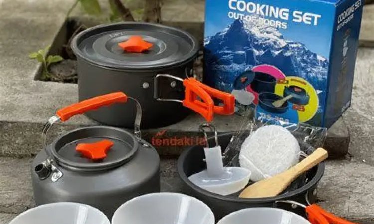 Peralatan memasak portable untuk mobil camping