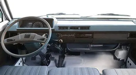 Interior L300 1995 Kondisi interior dan dashboard Mitsubishi L300 1995