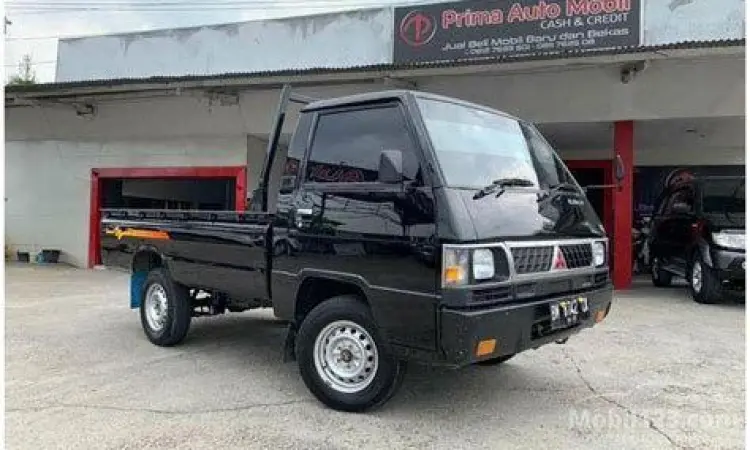 Mitsubishi L300 bekas tahun muda dengan kondisi mulus