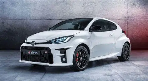 Toyota Yaris GR Sport 2022 Toyota Yaris GR Sport 2022 Yellow