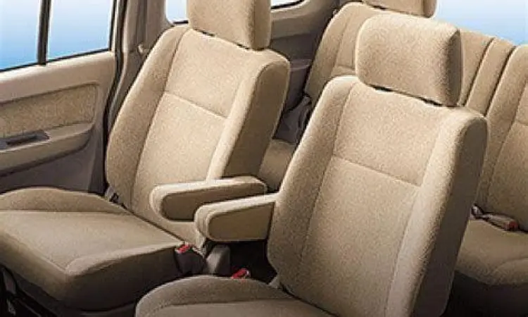 Interior mewah Suzuki APV Luxury dengan captain seat