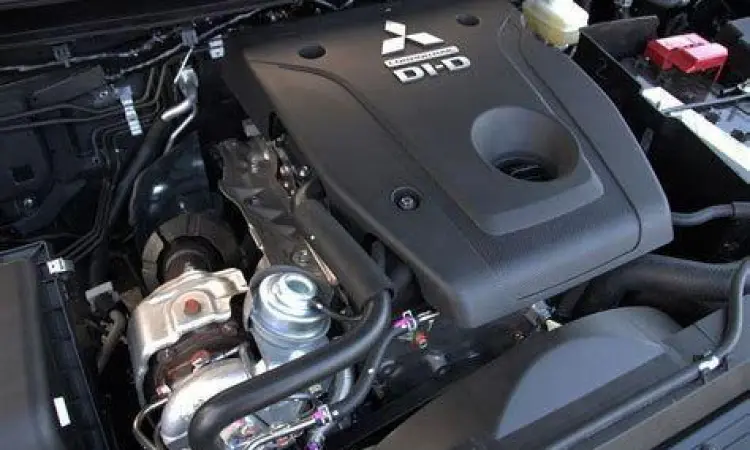 Mesin 4N15 MIVEC Turbo Diesel pada Mitsubishi Pajero Sport