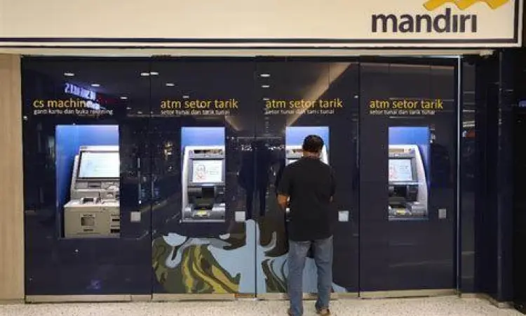 ATM Mandiri Transfer Mesin ATM Mandiri untuk transaksi antar bank