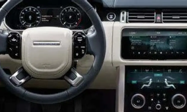 Interior Range Rover 2021 Interior mewah Range Rover 2021 dengan layar ganda