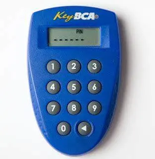 KeyBCA Token Token KeyBCA untuk keamanan internet banking