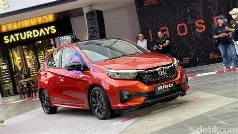 Mobil LCGC Terlaris Perbandingan tampilan eksterior mobil LCGC populer di Indonesia