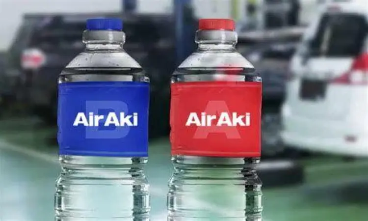 Perbedaan air aki merah accu zuur dan air aki biru aquades
