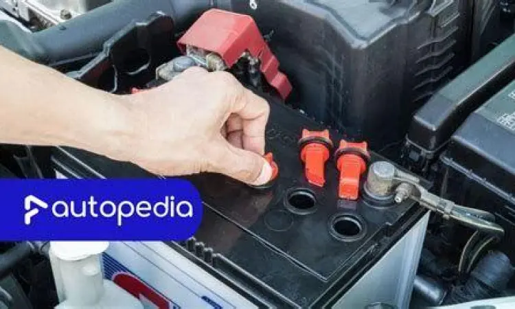 Tips merawat aki mobil agar tahan lama