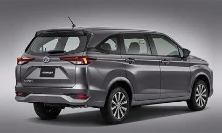 Tampilan depan Toyota Avanza 2023 varian G