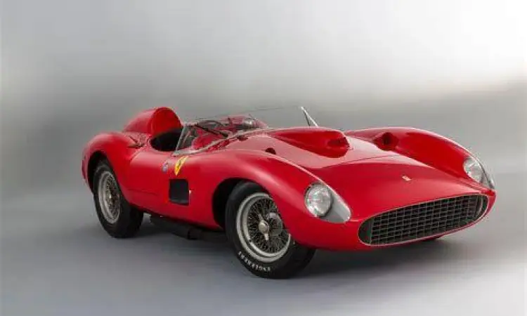 Ferrari 335 S Spider Scaglietti Ferrari 335 S Spider Scaglietti di lintasan balap