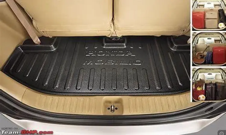 Bagasi Honda Mobilio Ruang bagasi Honda Mobilio yang luas