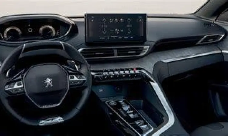 Desain Interior Peugeot i-Cockpit Interior mewah Peugeot i-Cockpit dengan layar digital