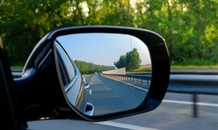 Servis Spion Avanza Proses servis spion mobil avanza