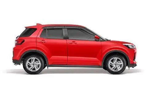 Eksterior Daihatsu Rocky Eksterior Daihatsu Rocky warna merah yang sporty