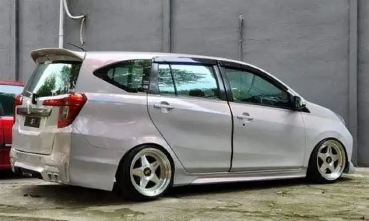 Sigra Modifikasi Minimalis Modifikasi ringan Daihatsu Sigra bekas