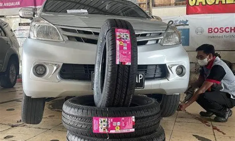 Layanan ganti ban di toko resmi Bridgestone