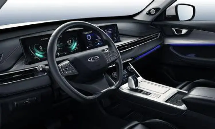 Interior Chery Tiggo 7 Pro Interior mewah Chery Tiggo 7 Pro dengan layar ganda