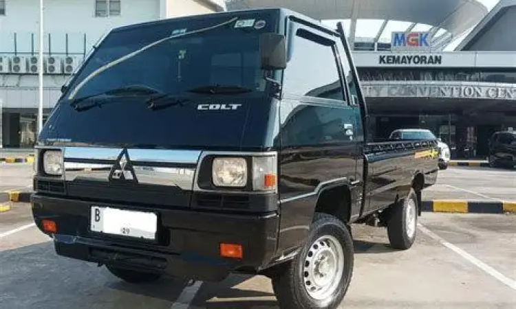 L300 Euro 4 Mitsubishi L300 Euro 4 terbaru dengan performa lebih baik