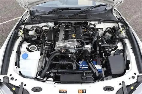 Dapur Pacu Mazda MX-5 Mesin Skyactiv-G 2.0 liter pada Mazda MX-5