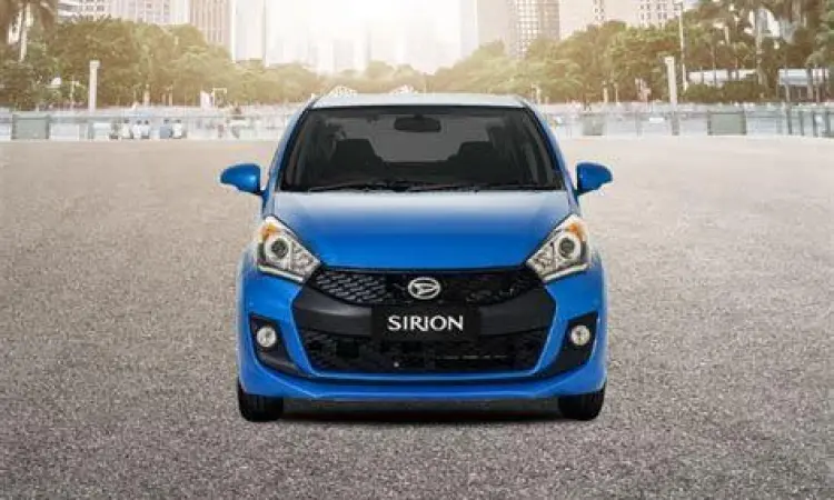Bagian depan mobil Daihatsu Sirion dengan lampu LED